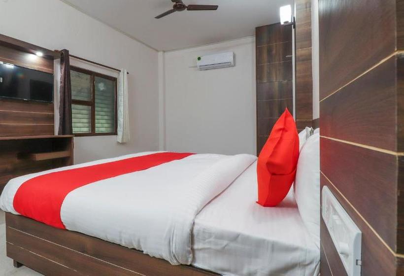 酒店 Oyo 64944 The Royal Palace