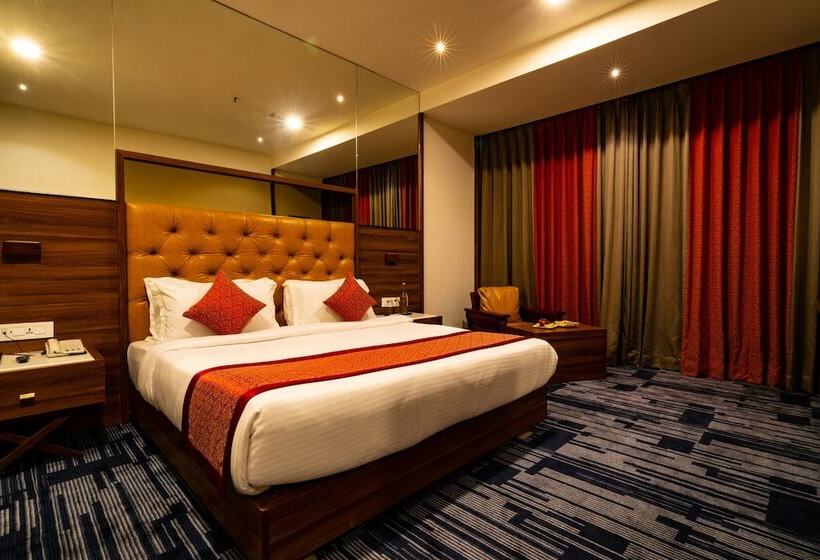 בית מלון כפרי Regenta Inn Morbi