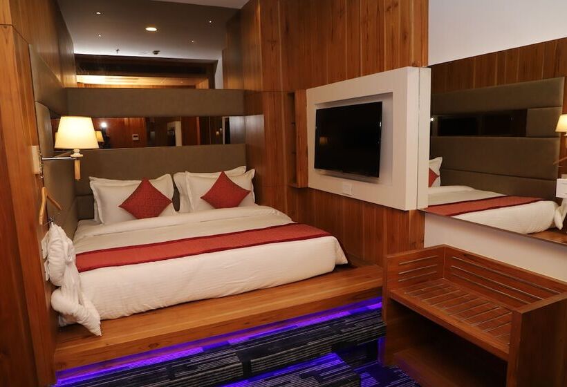 בית מלון כפרי Regenta Inn Morbi