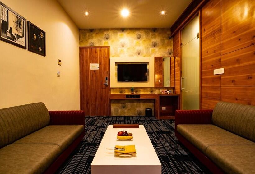 בית מלון כפרי Regenta Inn Morbi