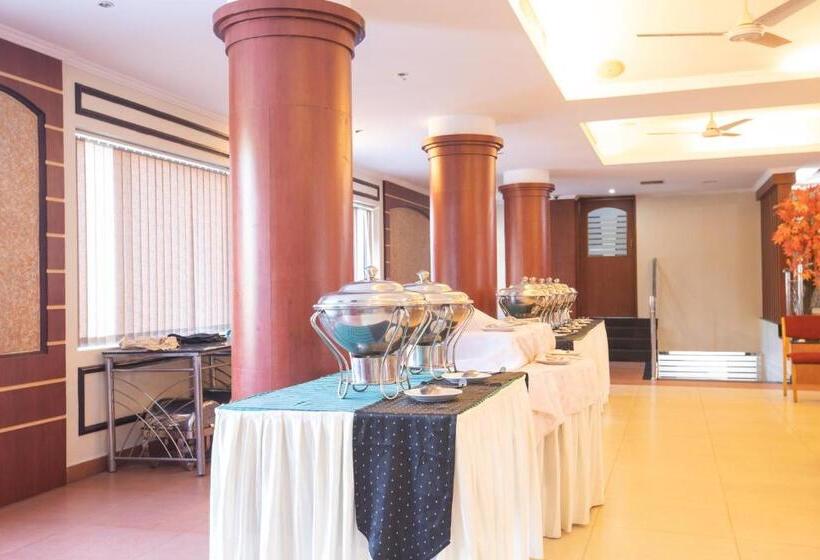 فندق Royal Residency