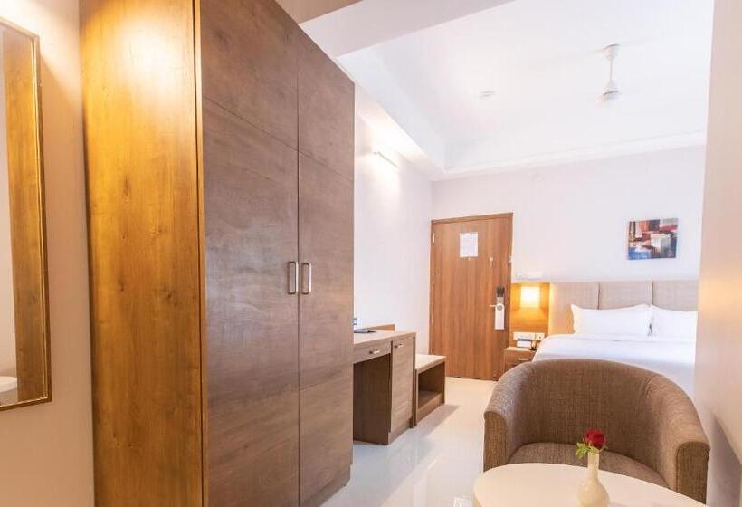 فندق Royal Residency