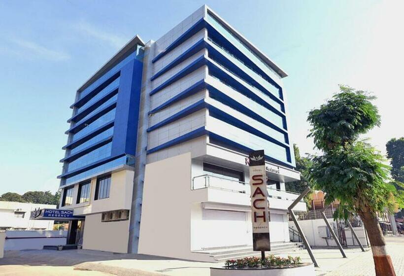 בית מלון כפרי Sach Regency