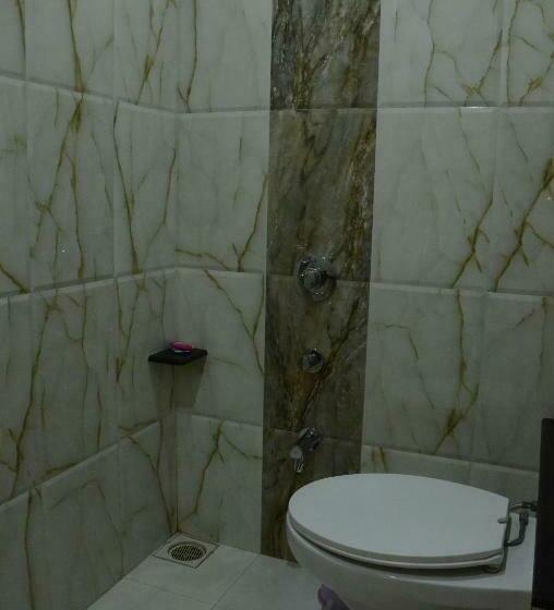 בית מלון כפרי Sach Regency