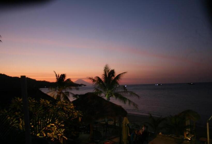 בית מלון כפרי Silver Fern Beach Retreat