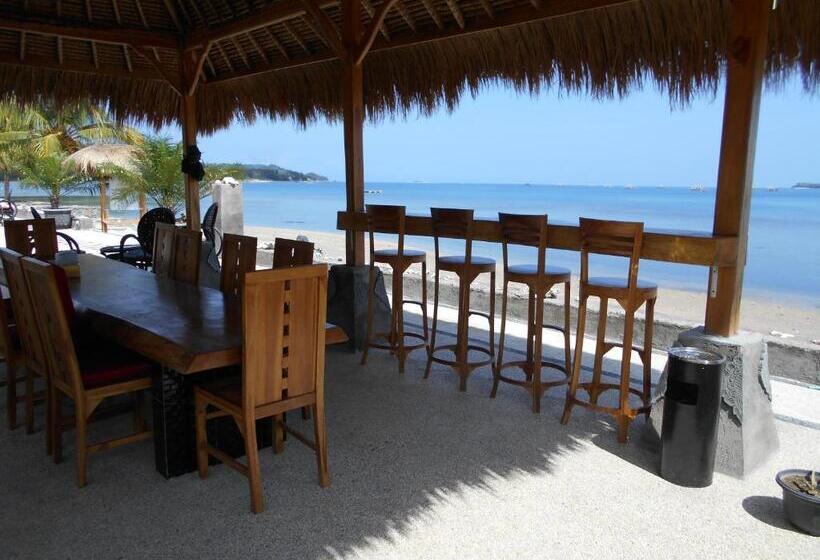 בית מלון כפרי Silver Fern Beach Retreat