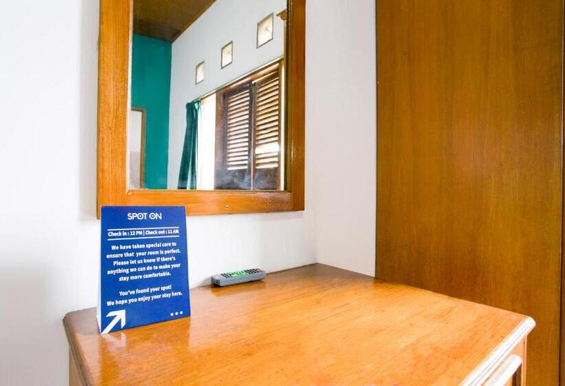 Spot On 2584 Hotel Karya Nunggal Asri