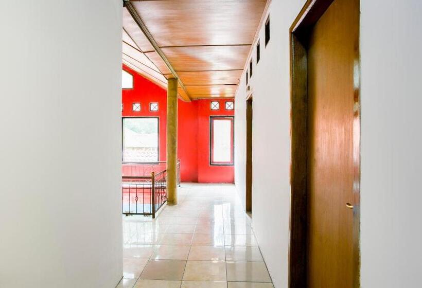 Spot On 2584 Hotel Karya Nunggal Asri