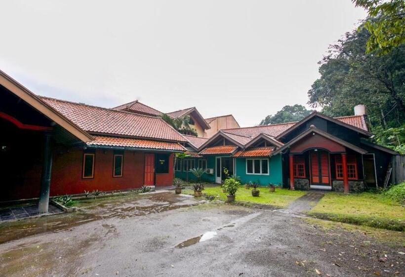 Spot On 2584 Hotel Karya Nunggal Asri