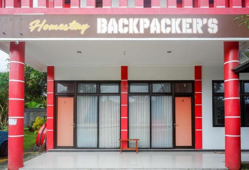 Отель Reddoorz Near Alun Alun Wonosobo 2