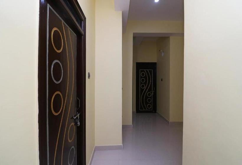 בית מלון כפרי Spot On 41904  R.r Palace