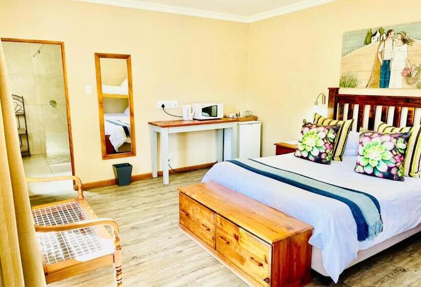 فندق Travalia Guest Farm