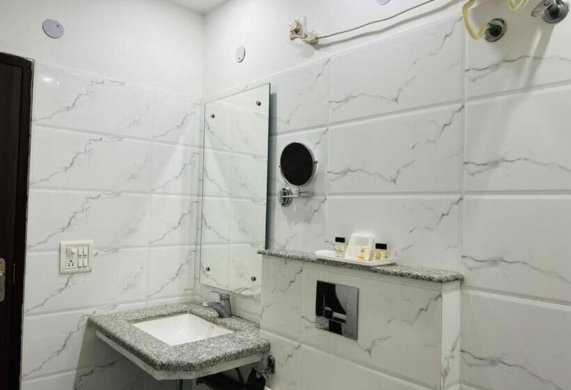 호텔 Whistling Greens