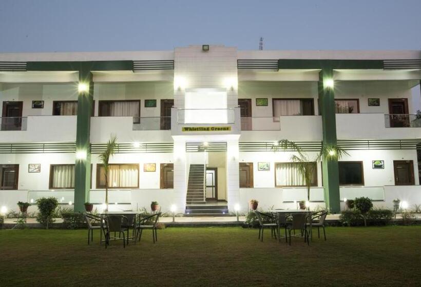 호텔 Whistling Greens