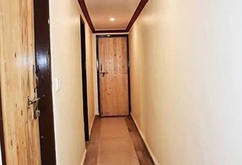 מוטל Riverside Inn