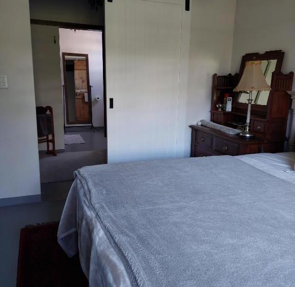 بنسيون Kimi's Cottage