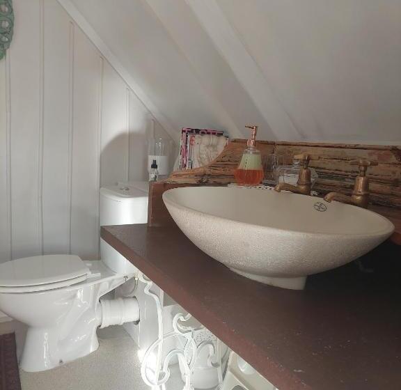 ペンション Kimi's Cottage