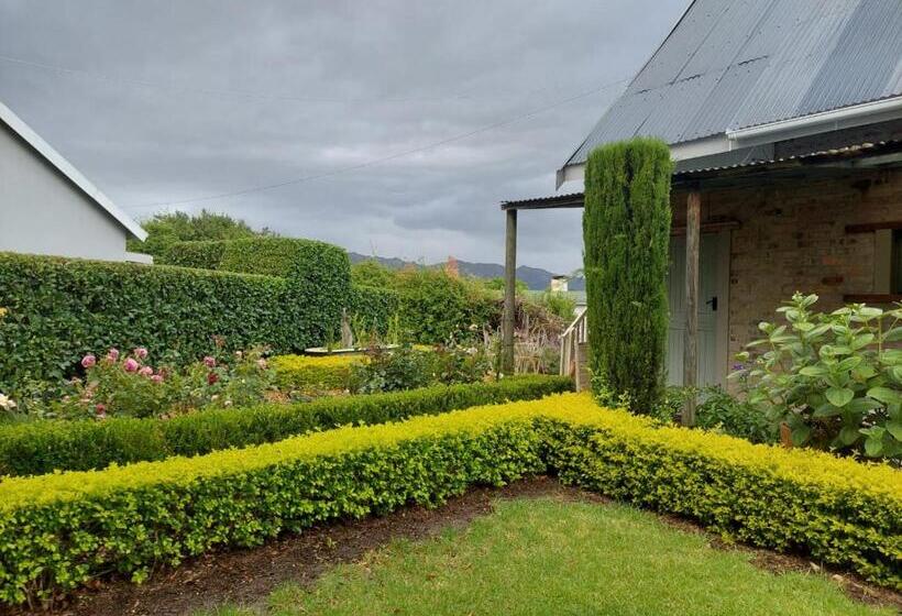 ペンション Kimi's Cottage