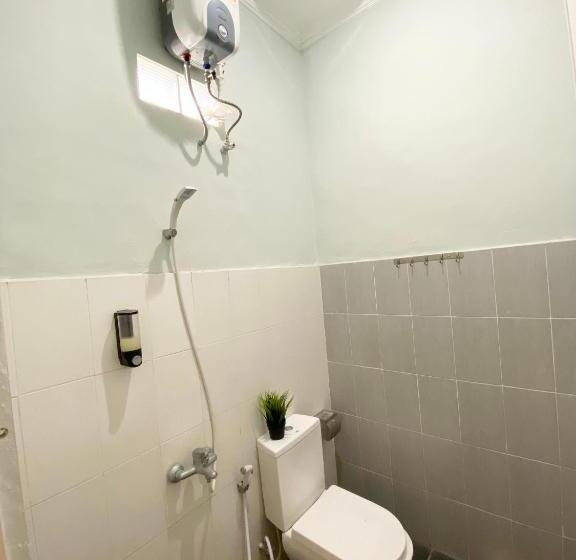 פנסיון Lagriya Guest House