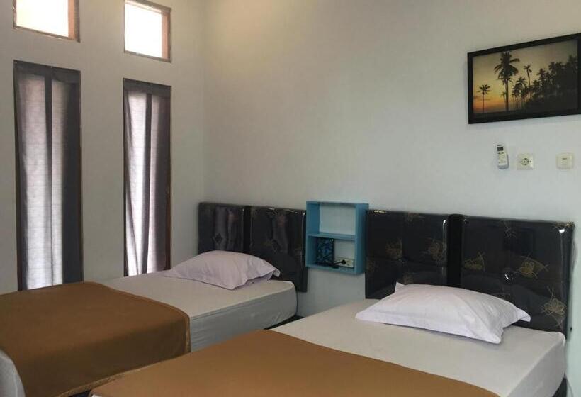 פנסיון Medewi Secret Surfcamp