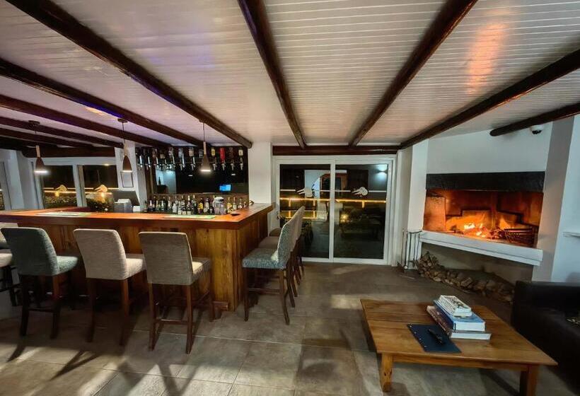 بنسيون Oyster Bay Lodge