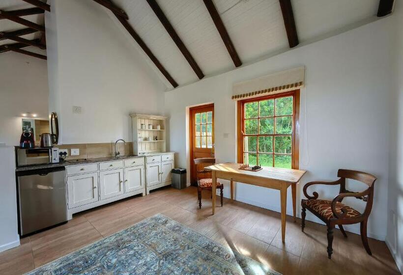 بنسيون Oyster Bay Lodge