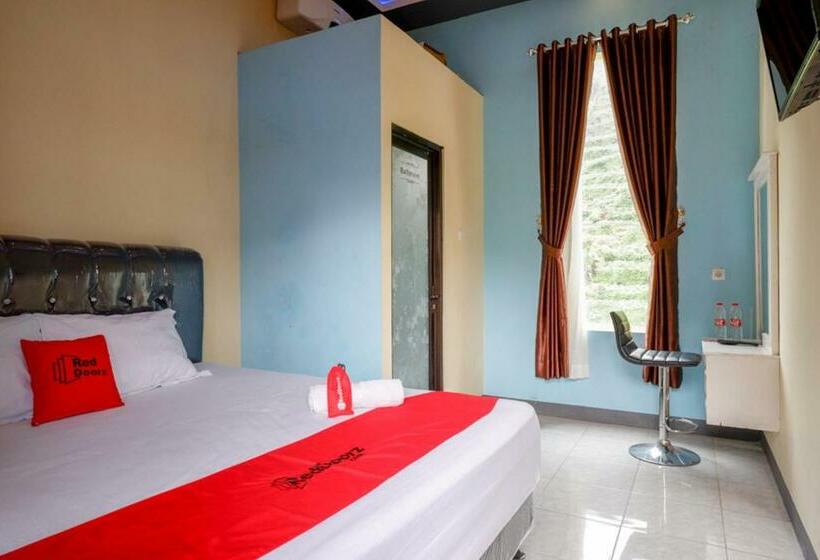 膳宿费 Reddoorz @ Gerbang Dieng Plateau Area