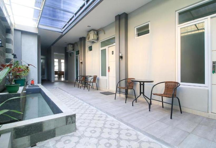 بنسيون Reddoorz At Hotel Putra Perdana Klaten