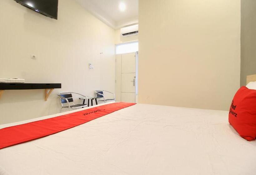 פנסיון Reddoorz At Hotel Putra Perdana Klaten