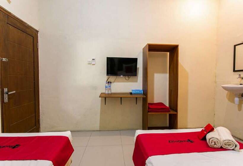 Пансион Reddoorz Near Prambanan Temple