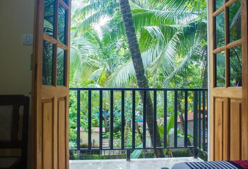 펜션 Sabinas Goa