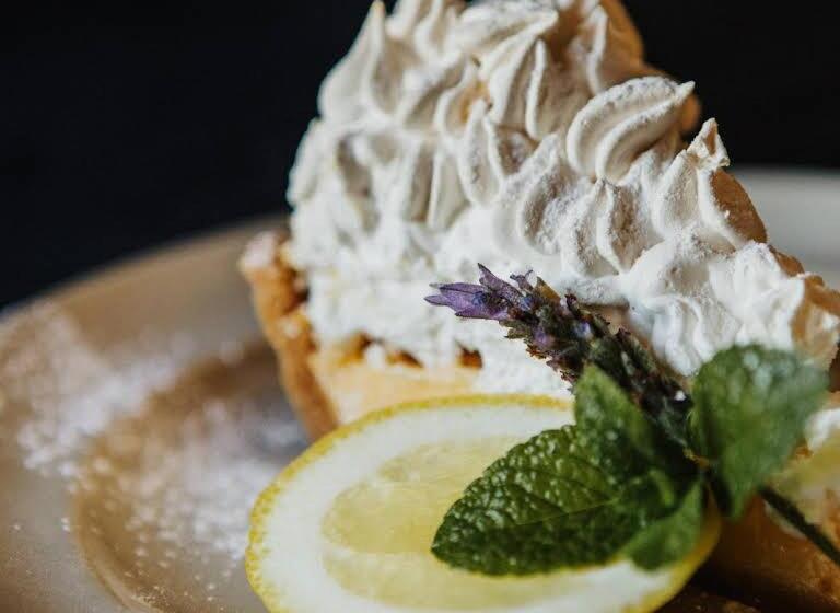 פנסיון The Historic Pig And Whistle Inn