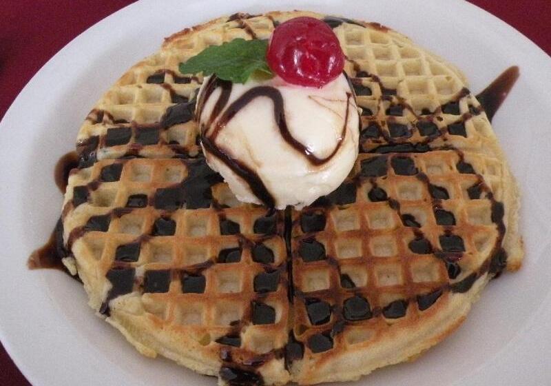 פנסיון The Historic Pig And Whistle Inn