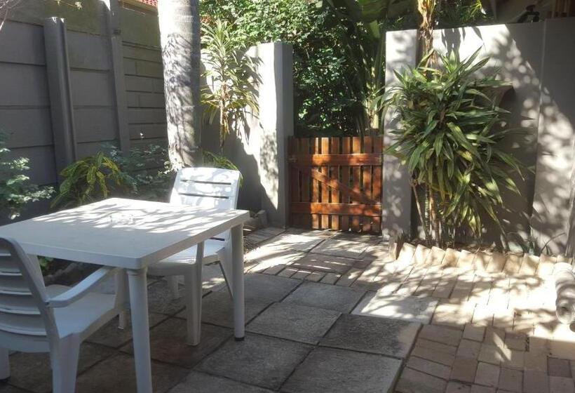 펜션 Tropical Beach Boutique Guesthouse