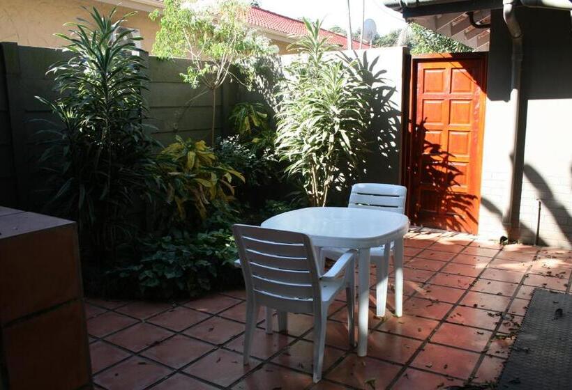 펜션 Tropical Beach Boutique Guesthouse