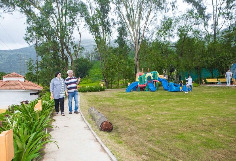 Residency Lake Resort & Spa