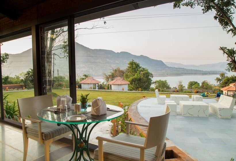 Residency Lake Resort & Spa