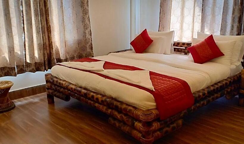 אתר נופש Enchanting Majuli