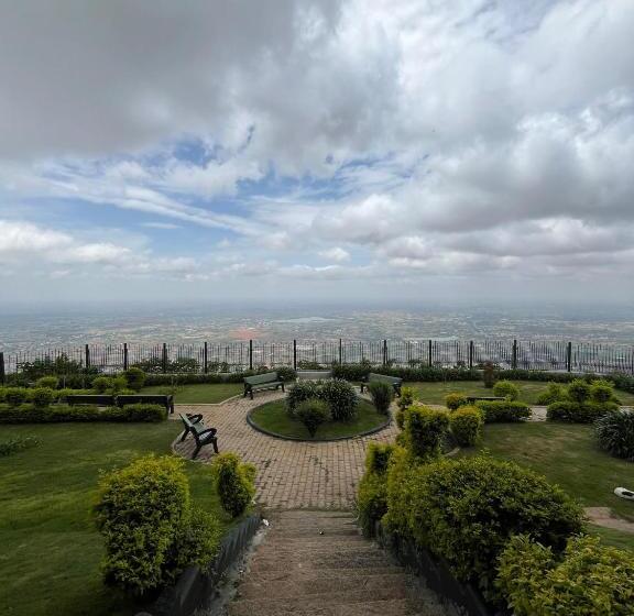 渡假胜地  Kstdc Hotel Mayura Pine Top Nandi Hills