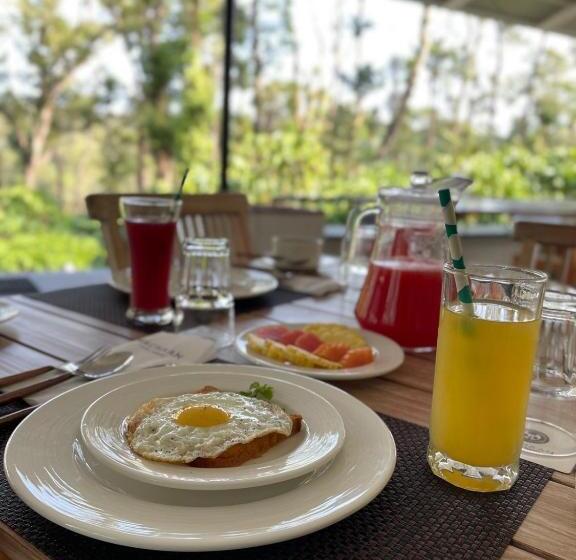 渡假胜地  Machaan Wilderness Lodge Nagarahole