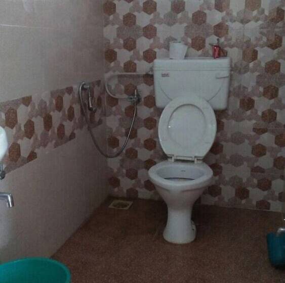 אתר נופש Sadabahar Moments   Hostel