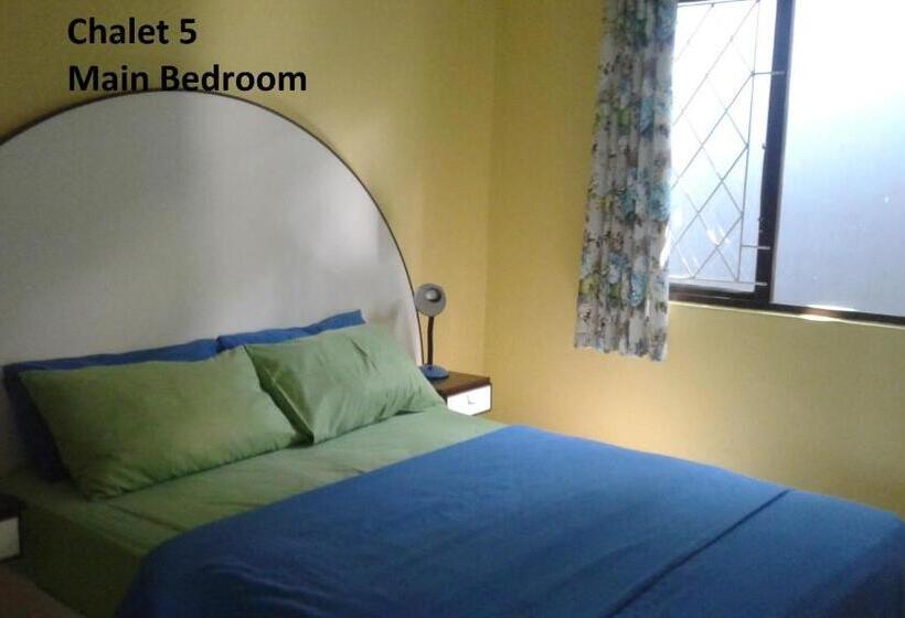 리조트 Shore Breakers