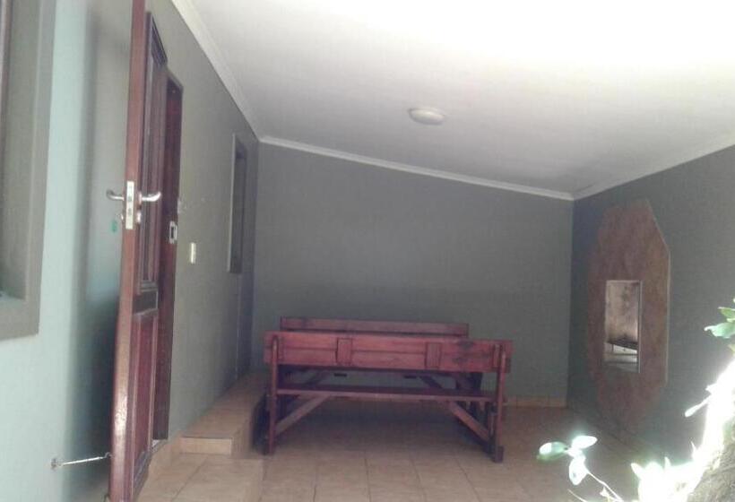 리조트 Shore Breakers