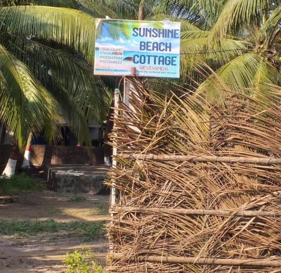 אתר נופש Sunshine Beach Cottage