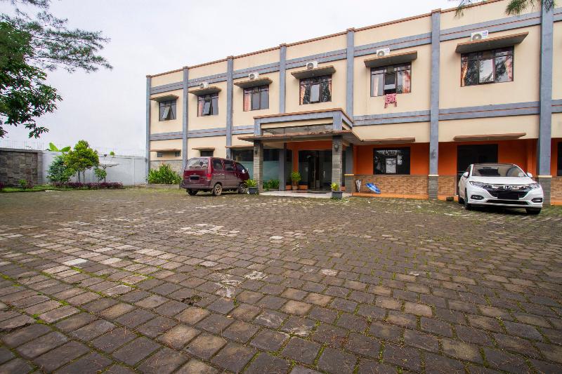 Spot On 2559 Hotel Handayani