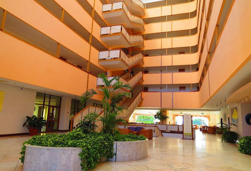 Alfamar Beach & Sport Resort