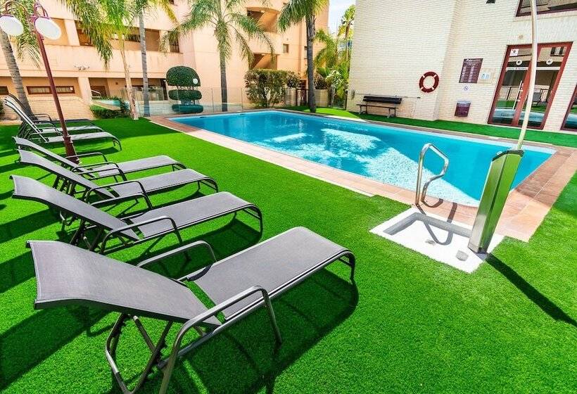 Apartamentos Albir Confort Avenida 1 Dorm