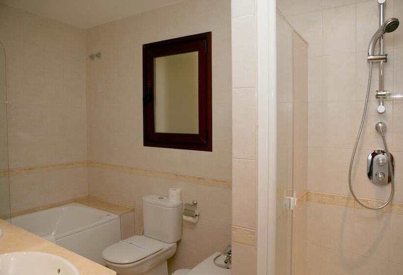 Apartamentos Albir Confort Avenida 1 Dorm
