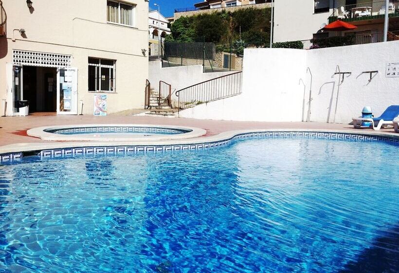 Apartamentos Ar Muntanya Mar