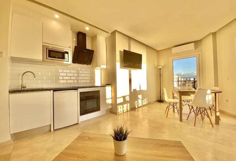 Apartamentos Castillo Del Vigía